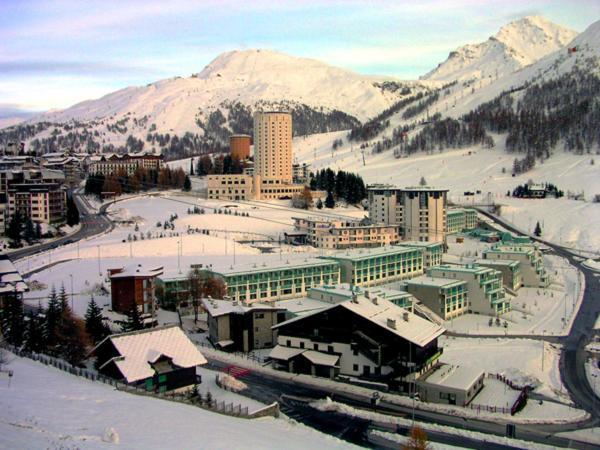 Th Sestriere - Villaggio Olimpico Kültér fotó